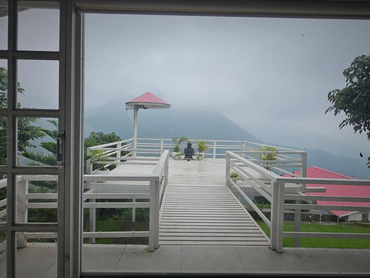 The Bohemian Casa Dehradun Hotel Exterior foto