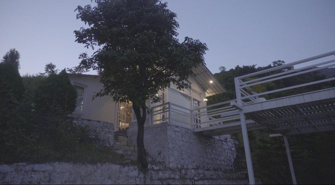 The Bohemian Casa Dehradun Hotel Exterior foto