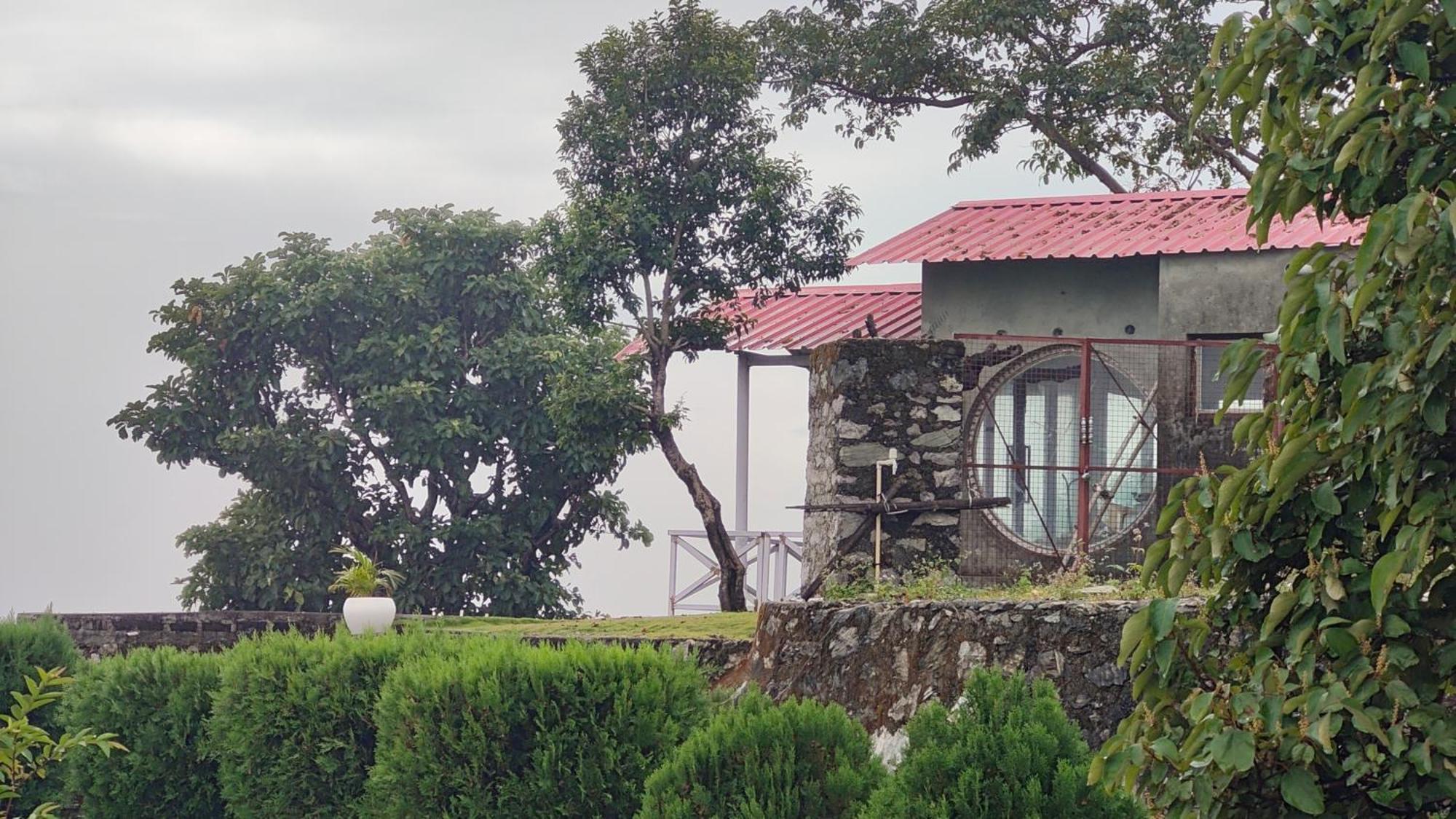 The Bohemian Casa Dehradun Hotel Exterior foto